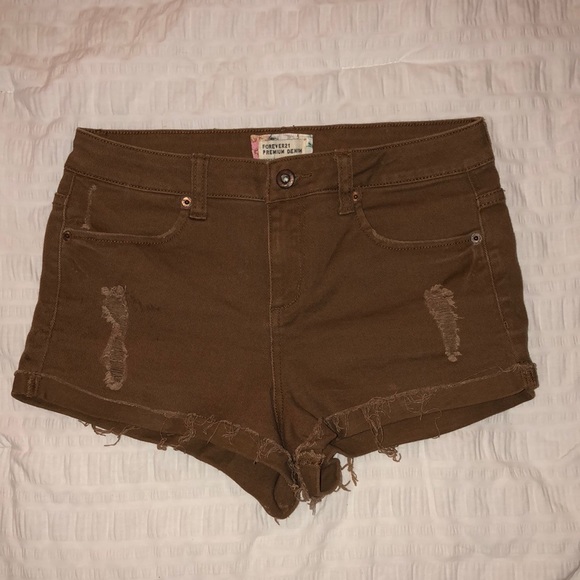 High Rise Shorts - Picture 2 of 3